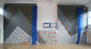 Rozpoczęliśmy odbiór nowej sali gimnastycznej w Szkole w Jaroszowicach