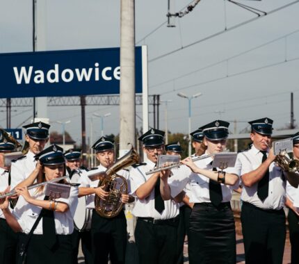 Pociąg retro przywiózł do Wadowic blisko 300 turystów