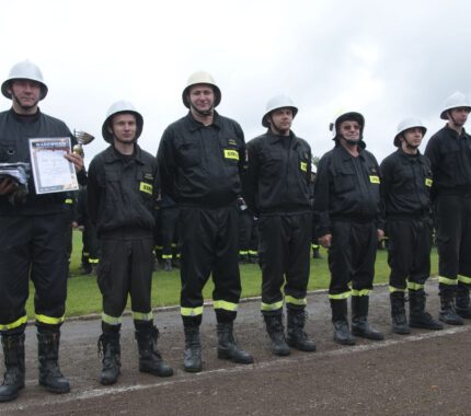 Zmagania strażaków w Gminnych Zawodach Sportowo Pożarniczych