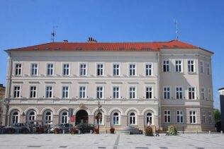 Urząd Miejski w Wadowicach zaprzestaje bezpośredniej obsługi mieszkańców