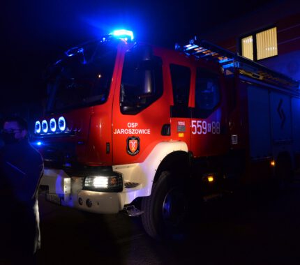 Strażacy z Jaroszowic przywitali nowy wóz
