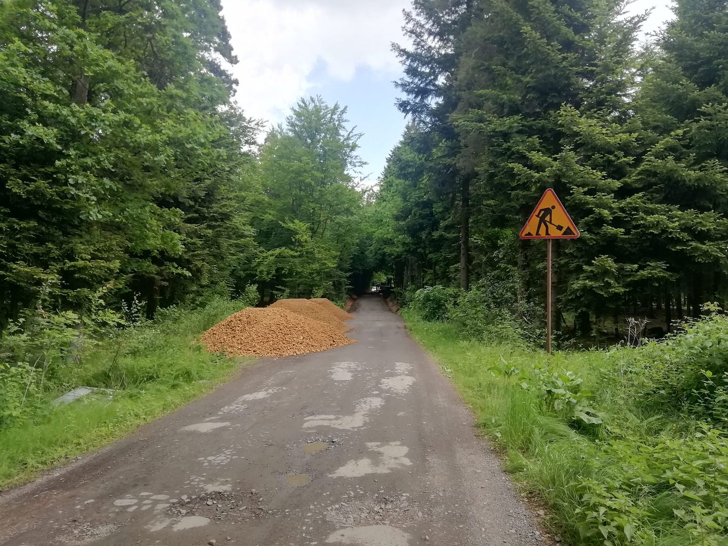 Piekielec 1 scaled - Remont drogi gminnej „Klecza Dolna - Zarąbki"